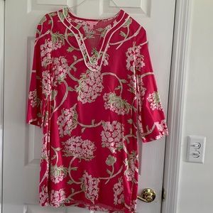 Lilly Pulitzer top